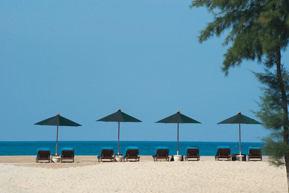Wanakarn Beach Resort & Spa พังงา ภายนอก รูปภาพ