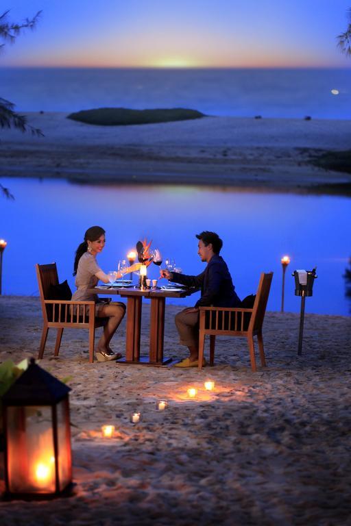 Wanakarn Beach Resort & Spa พังงา ร้านอาหาร รูปภาพ