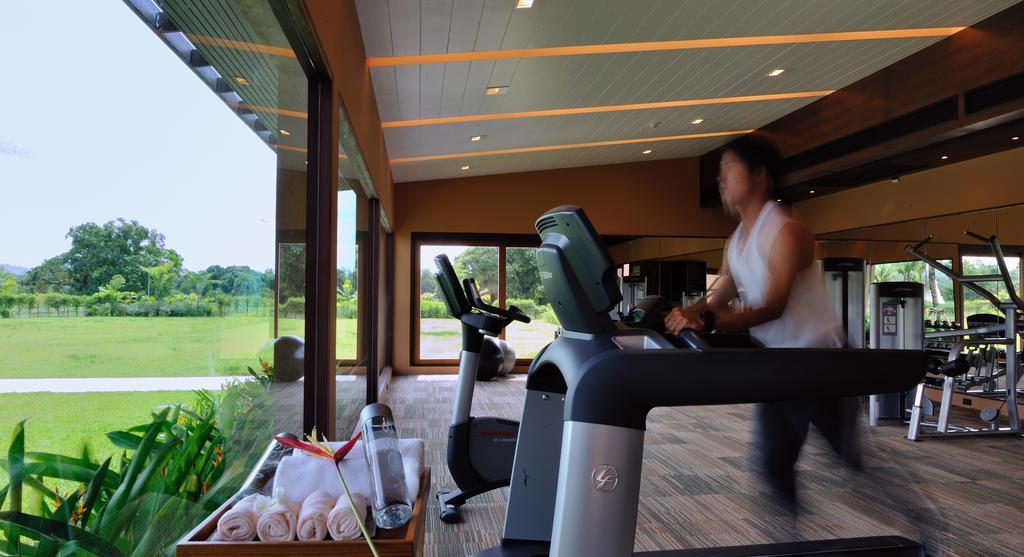 Wanakarn Beach Resort & Spa พังงา ภายนอก รูปภาพ