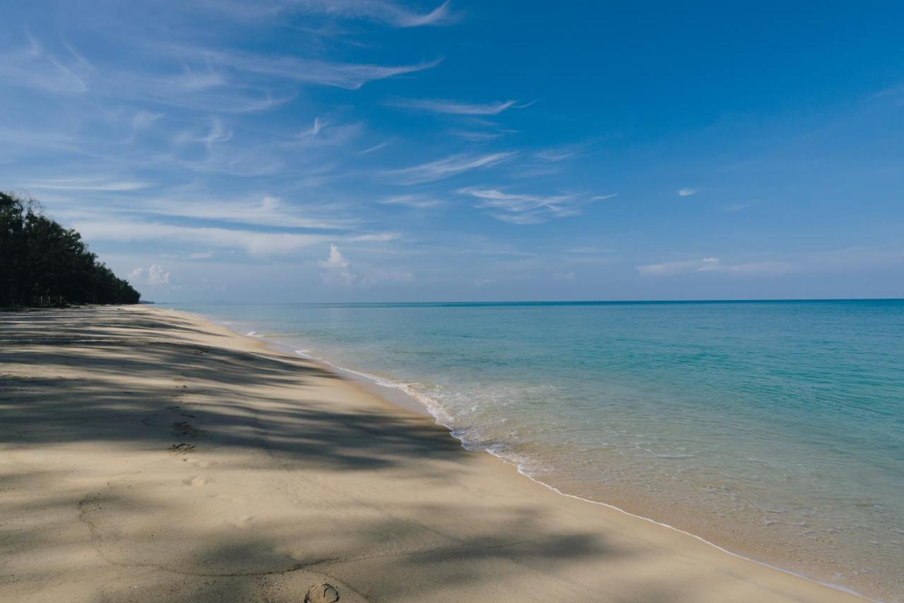 Wanakarn Beach Resort & Spa พังงา ภายนอก รูปภาพ